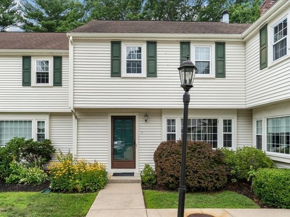 801 Washington St 8, Pembroke MA 02359
