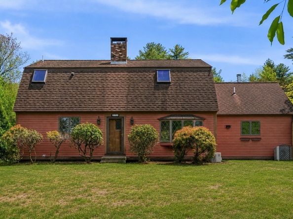 72 Mile Ln, Ipswich MA 01938