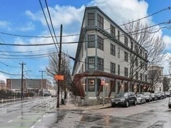 432 Norfolk Street