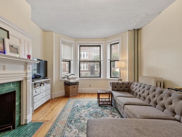 16 Glenville Ave 1, Boston MA 02134