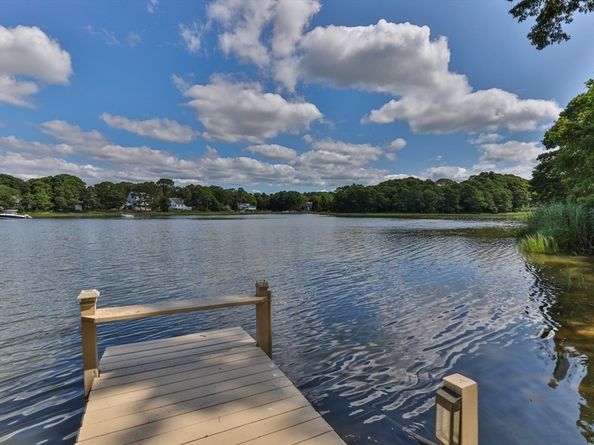 49 Edgewater Way, Wareham MA 02571