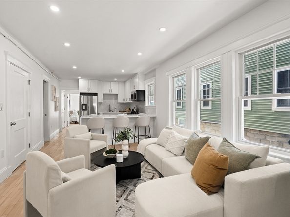 60 Derby St 1, Somerville MA 02145