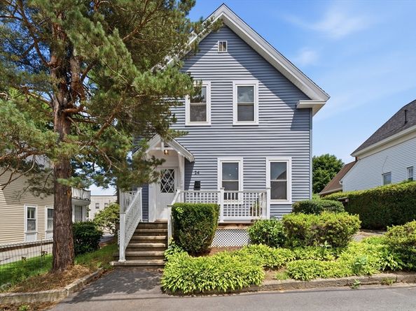 24 Marblehead St, North Andover MA 01845