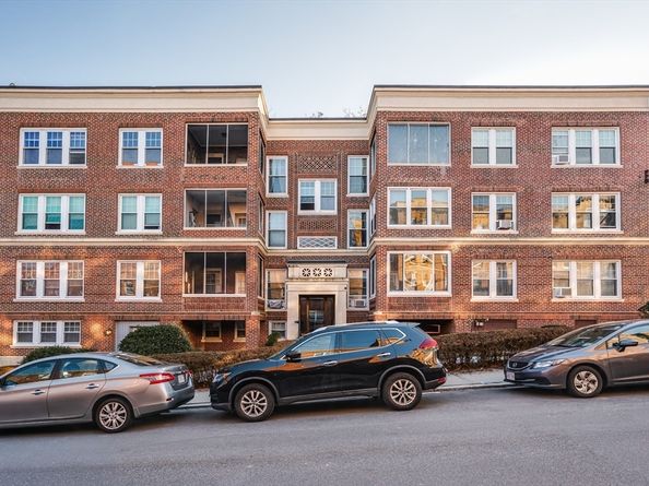 11 Vinal St 5A, Boston MA 02135