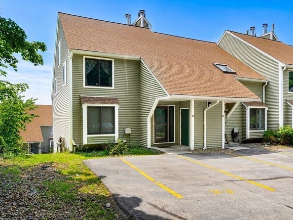 45 Lakeside Ave 33, Marlborough MA 01752