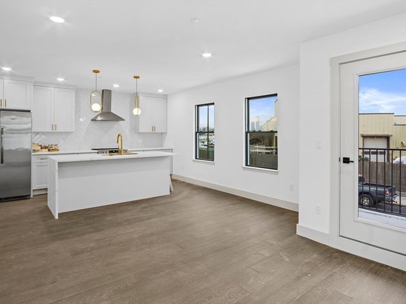 127 E Cottage St 3, Boston MA 02125