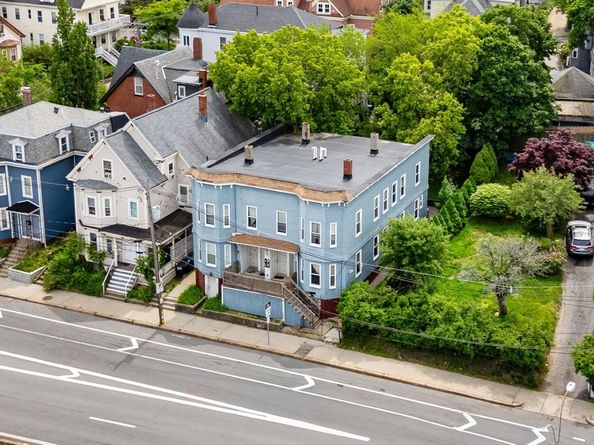 422 Mcgrath Highway, Somerville MA 02143