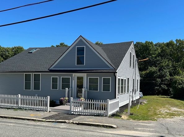35 Locust Street, Wareham MA 02532