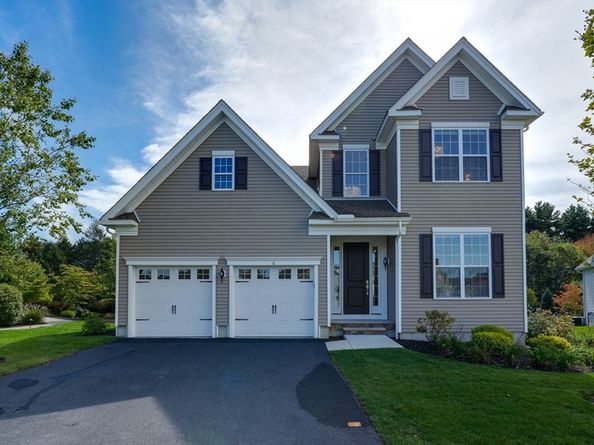 6 Glen Ellen Blvd 6, Millis MA 02054