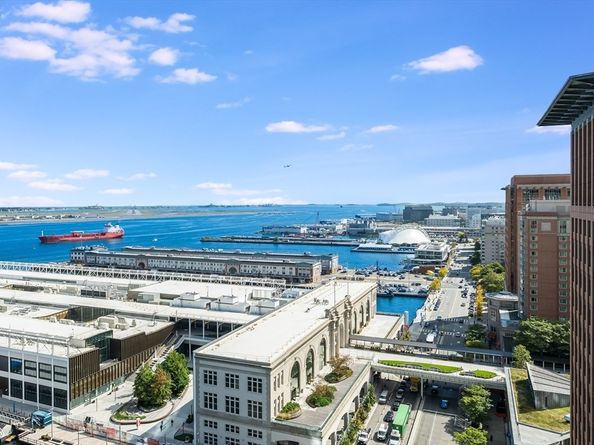 133 Seaport Blvd 2112, Boston MA 02210