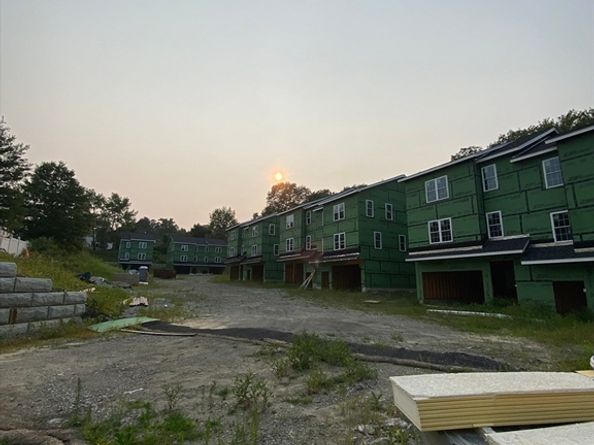 47 4th St, Worcester MA 01602