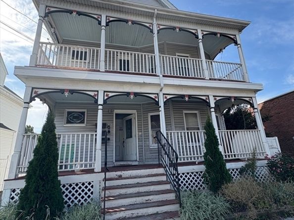 211 Elm, Everett MA 02149