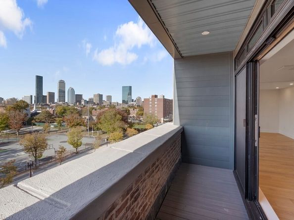 1950 Washington St 5C, Boston MA 02118