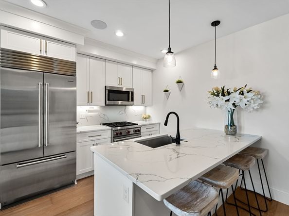 258-260 W Third Street 2B, Boston MA 02127