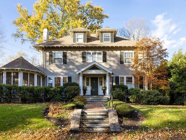 91 Waban Ave, Newton MA 02468