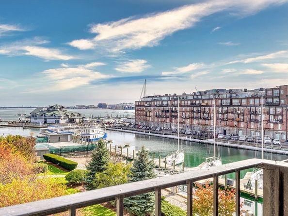 28-32 Atlantic Avenue 424, Boston MA 02110