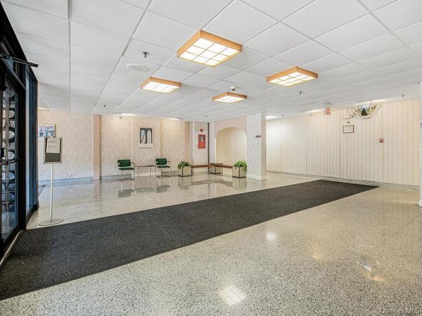 377 N Broadway 201, Yonkers NY 10701