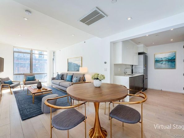 2412 42nd Road 3E, Long Island City NY 11101