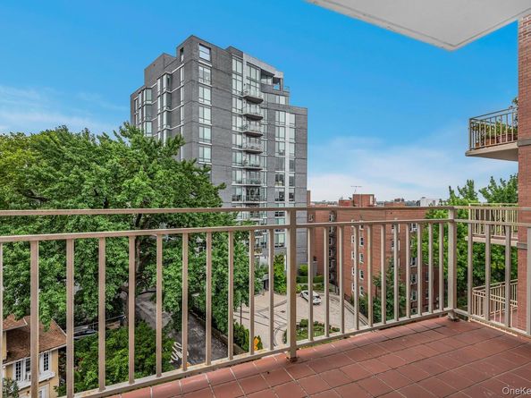 3625 Oxford Avenue 6B, Bronx NY 10463