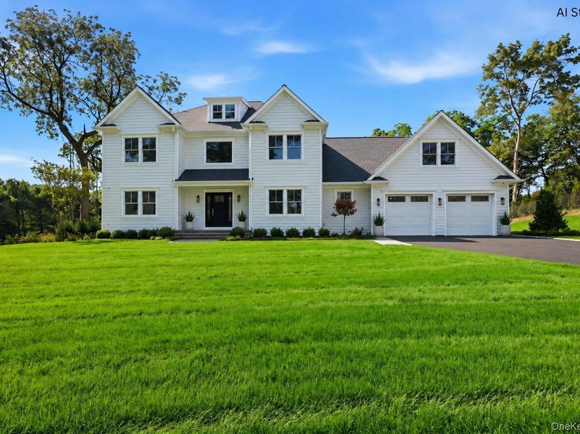 2 Wilder Lane, Huntington NY 11743