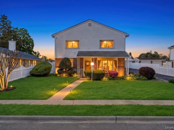 2625 Cypress Avenue, East Meadow NY 11554