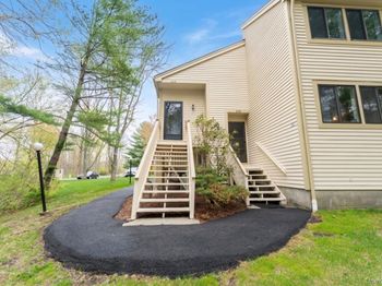 239 Deer Hill Road S