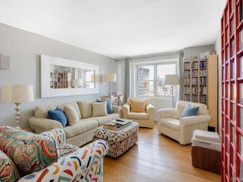 400 E 54th Street