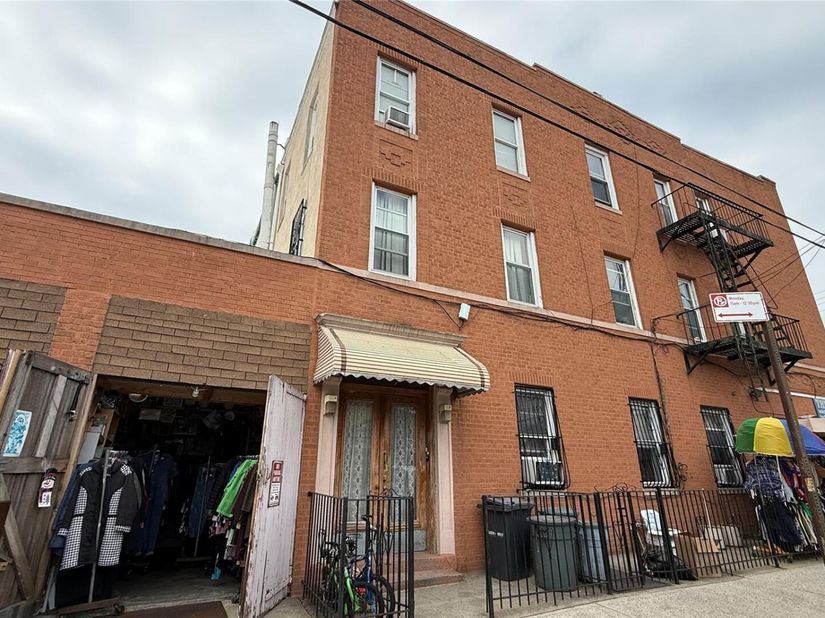 568 Grandview Avenue, Ridgewood NY 11385
