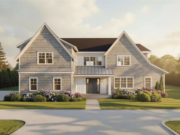 314.2 N Magee Street, Southampton NY 11968