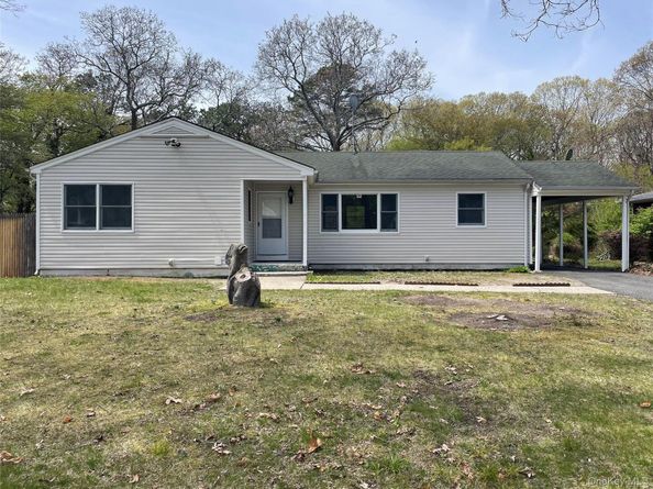 62 Margaret Drive, Coram NY 11727