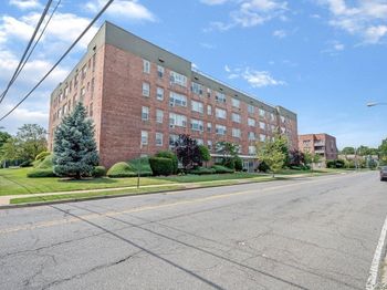 280 GUY LOMBARDO Avenue