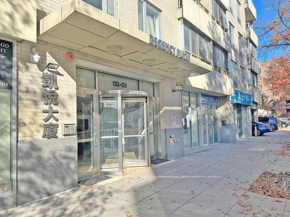 13203 Sanford Avenue 6I, Flushing NY 11355