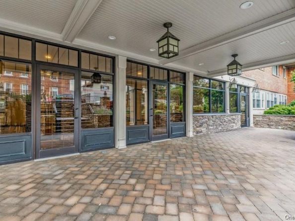 200 Atlantic Avenue 123, Lynbrook NY 11563