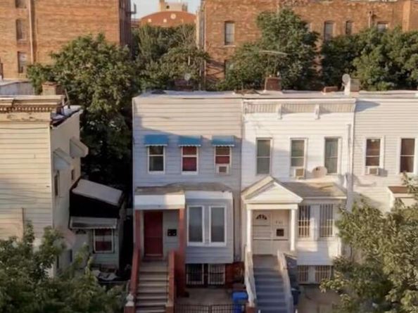 829 Jennings Street, Bronx NY 10459