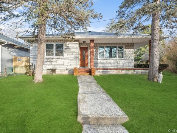 200 N Side Road, Wading River NY 11792