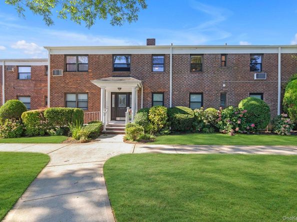 1197 E broadway K24, Hewlett NY 11557