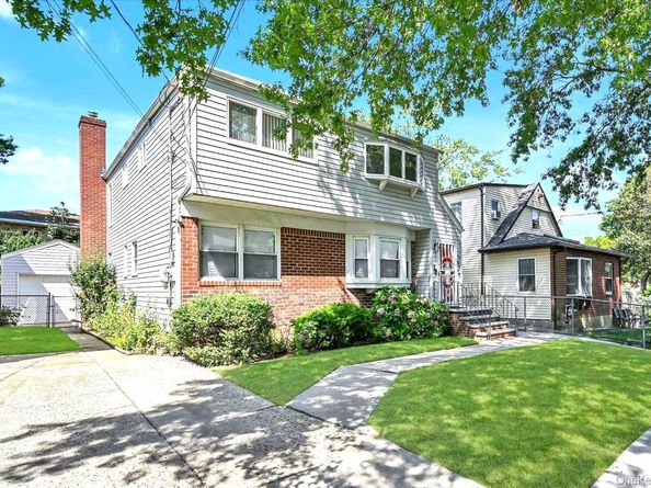 57-10 253rd Street, Little Neck NY 11362