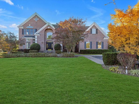 135 Elmwood Drive, Dix Hills NY 11746