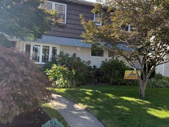 112 Gun Lane, Levittown NY 11756