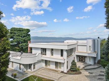 43 Matthiessen Park N