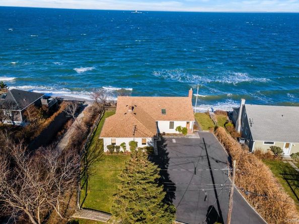 18 N Walk, Jamesport NY 11947