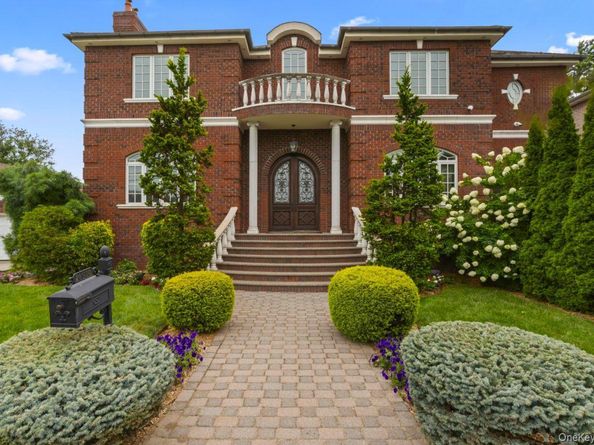 14910 7th Avenue, Whitestone NY 11357