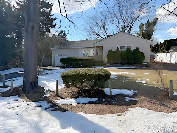206 Edwards Avenue, Sayville NY 11782