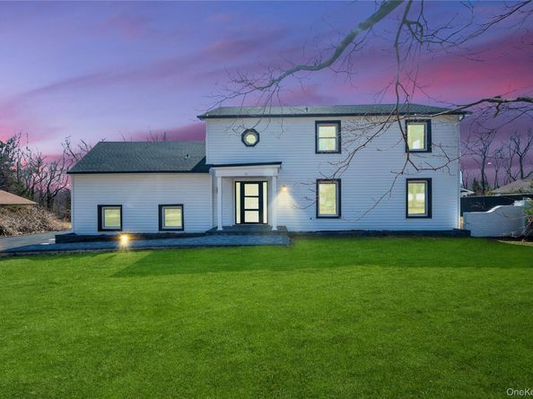 118 Ryder Avenue, Dix Hills NY 11746