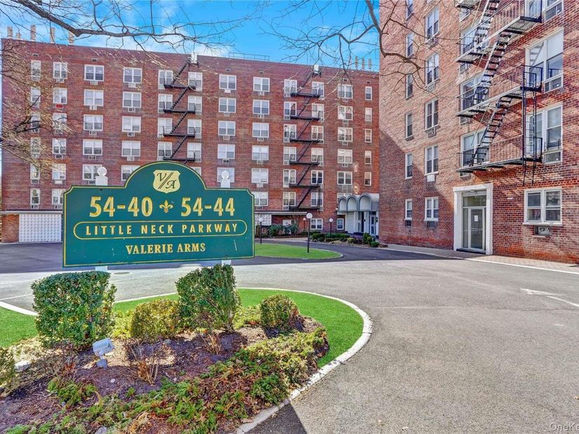 54-44 Little Neck Parkway 5O, Little Neck NY 11362