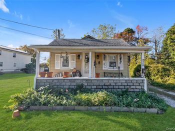 166 & 170 Woodrow Parkway