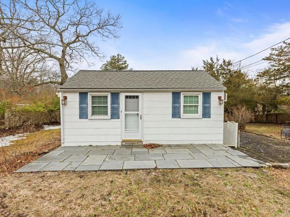 902 Old Medford Avenue, Medford NY 11763