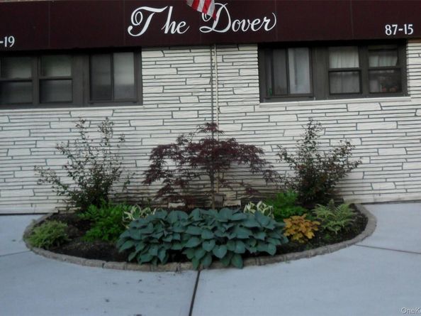 87-15 204th Street B51, Hollis NY 11423