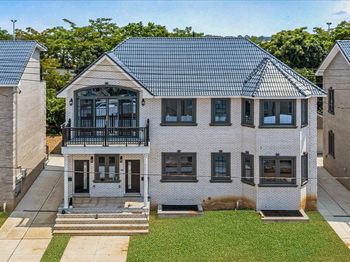 150-25 Hawtree Street