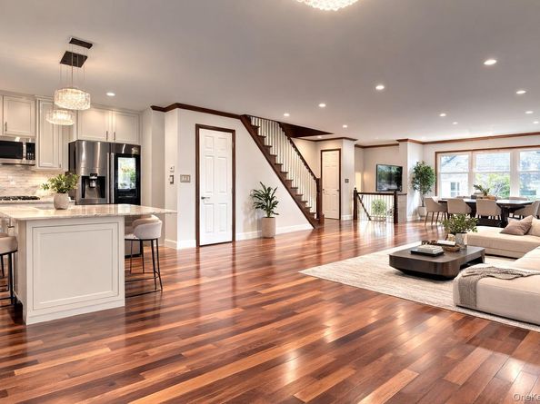 120-19 Ketch Court, College Point NY 11356